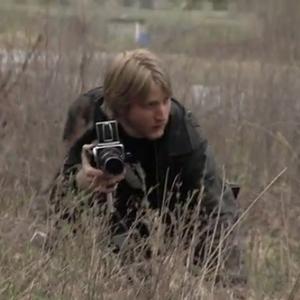 Still from Battle At F-Stop Ridge. The one-minute YouTube hit was directed, filmed and edited by staff at Canadian photo retailer, The Camera Store.